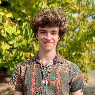 Headshot of Aidan