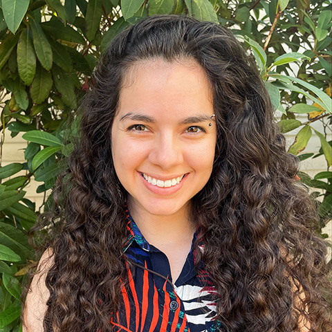 Headshot of Gabi Esparza